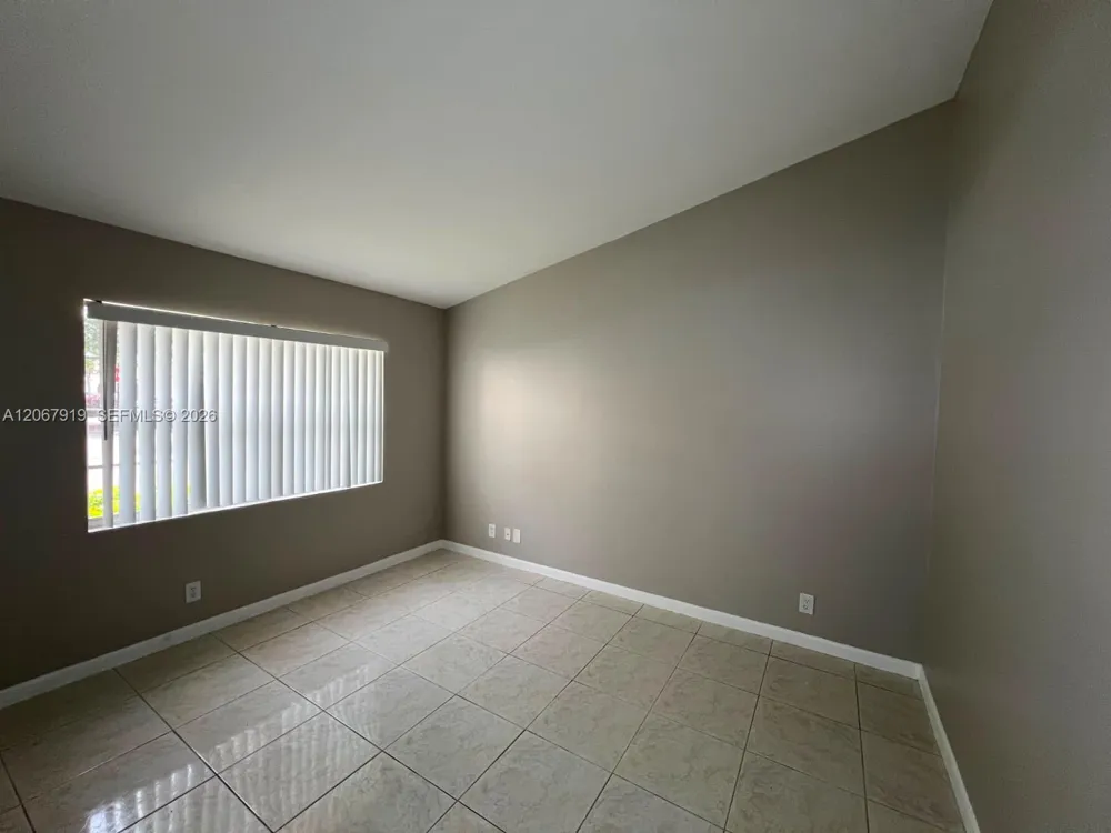 1591 Springside Dr #1591 Weston, FL 33326