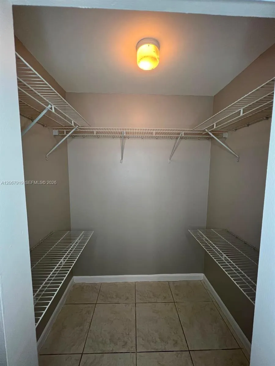 1591 Springside Dr #1591 Weston, FL 33326