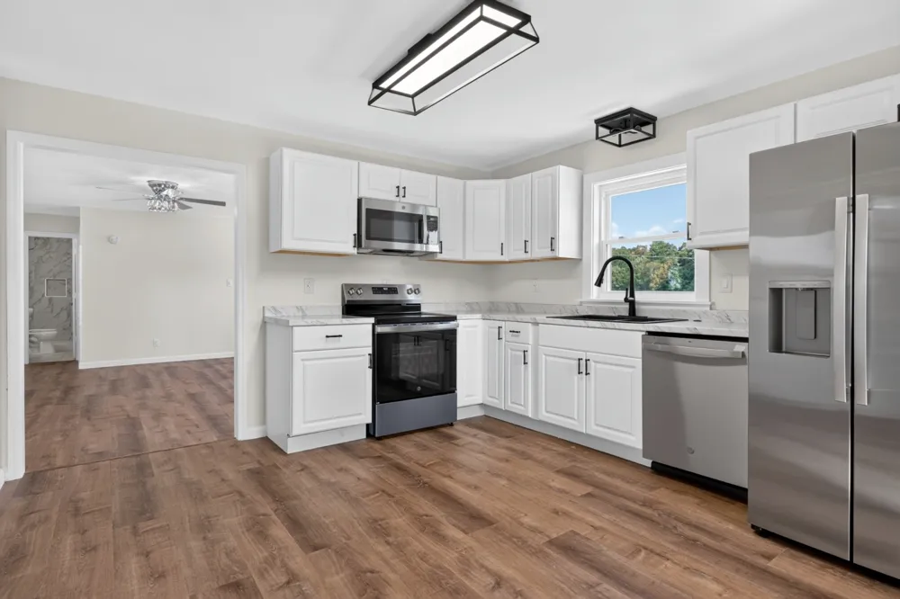 2054 Robinson Rd Smithville, TN 37166