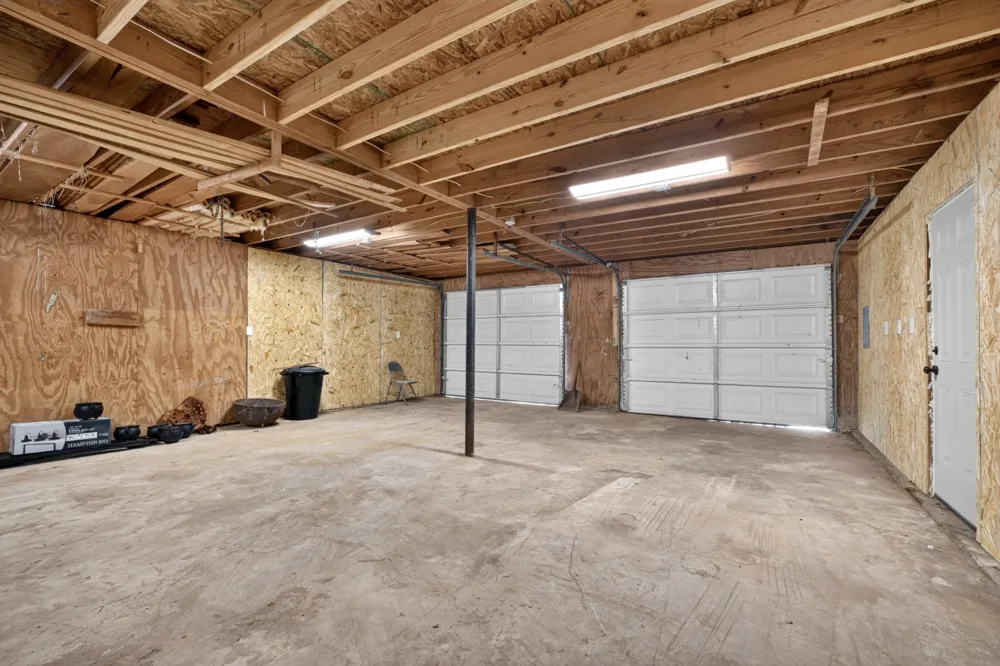 2054 Robinson Rd Smithville, TN 37166