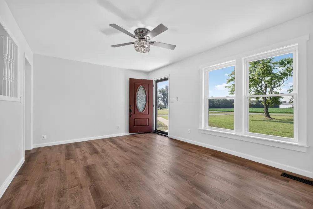 2054 Robinson Rd Smithville, TN 37166