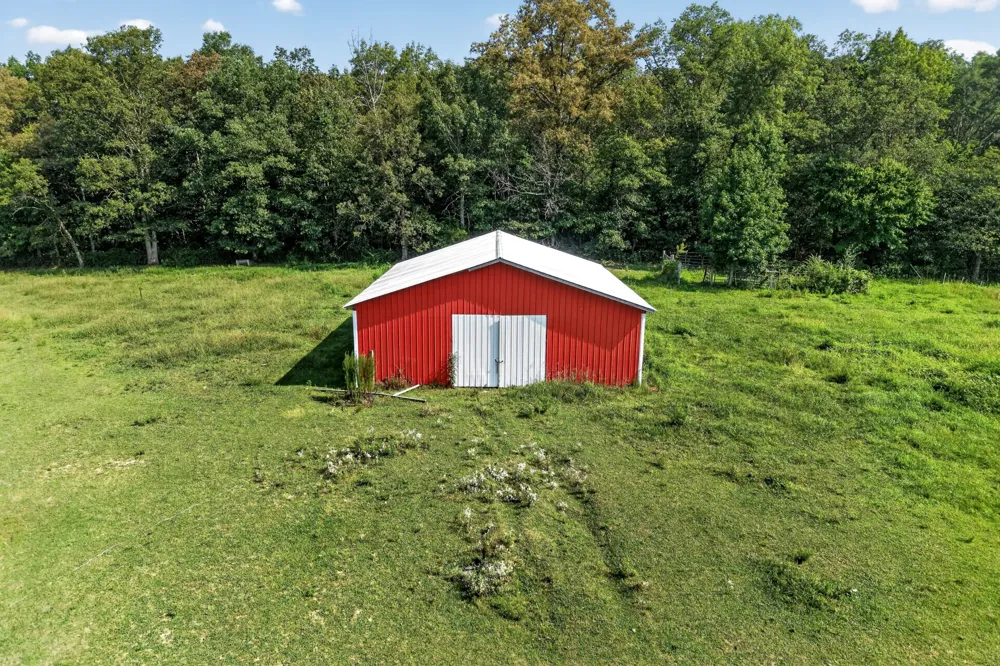 2054 Robinson Rd Smithville, TN 37166