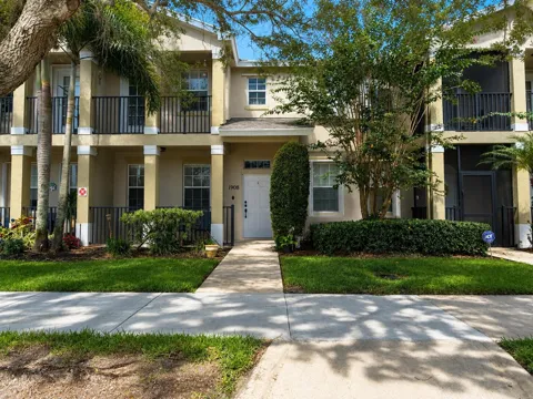 1908 SE Korona Drive