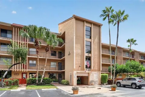 7301 NW 1st St #106