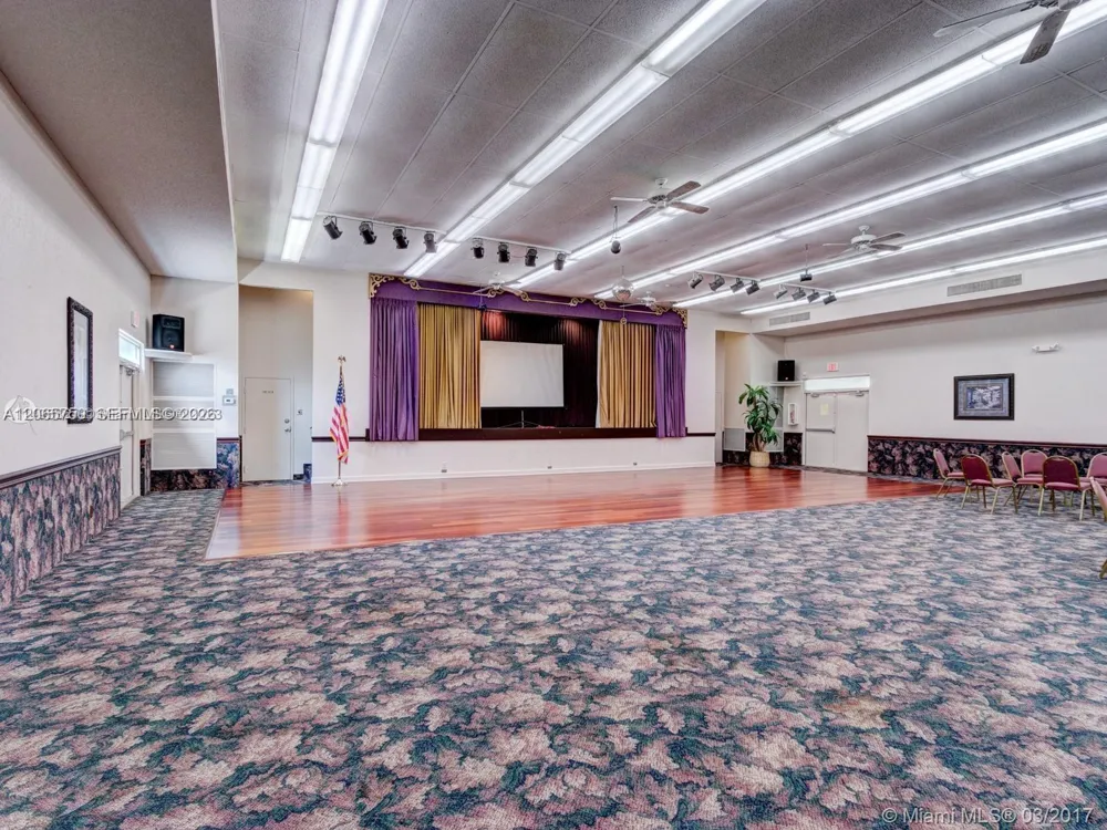 7301 NW 1st St #106 Margate, FL 33063