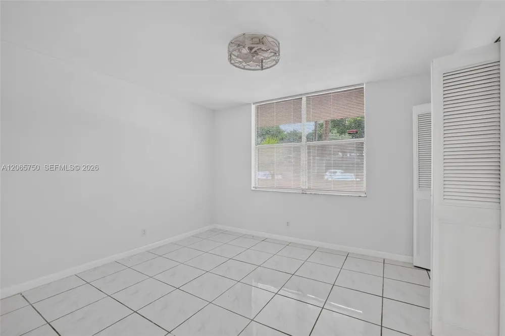 7301 NW 1st St #106 Margate, FL 33063