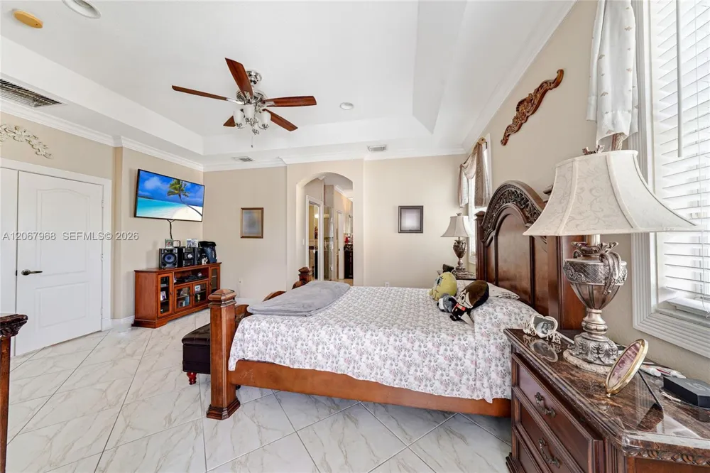 2250 SW 155th Ave Miami, FL 33185