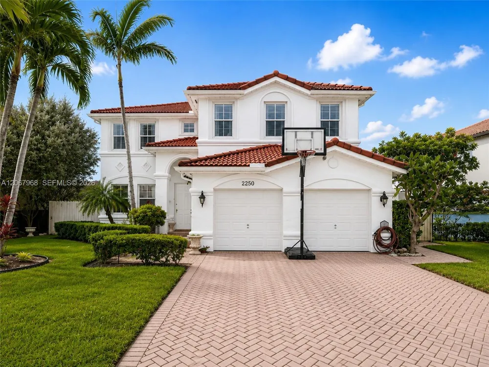 2250 SW 155th Ave Miami, FL 33185