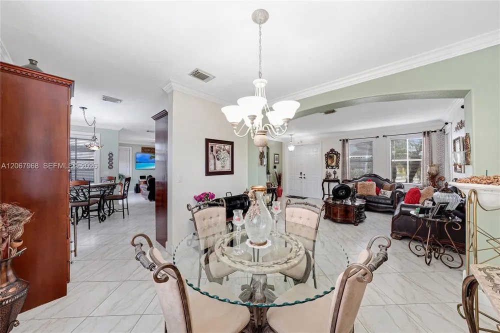 2250 SW 155th Ave Miami, FL 33185