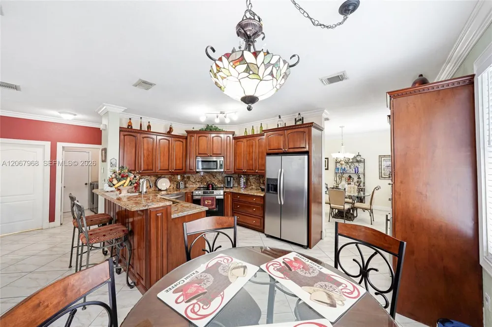 2250 SW 155th Ave Miami, FL 33185