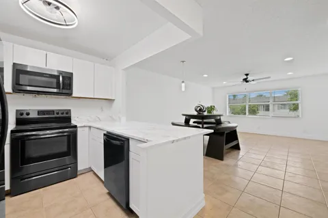 430 SE 2ND AVENUE #21