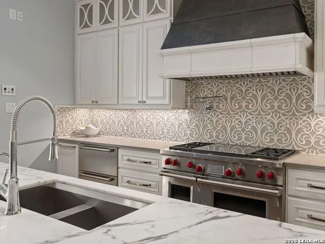 7 Via Aragon San Antonio, TX 78257