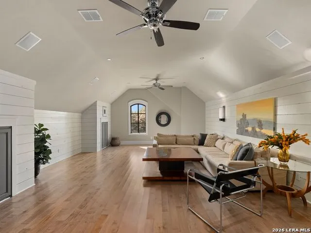7 Via Aragon San Antonio, TX 78257