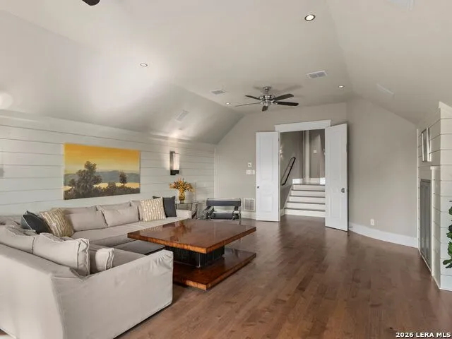 7 Via Aragon San Antonio, TX 78257