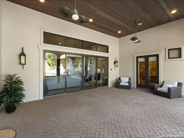 7 Via Aragon San Antonio, TX 78257