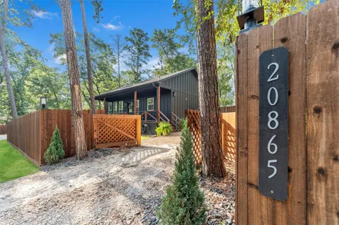 20865 Dogwood Lane Lane