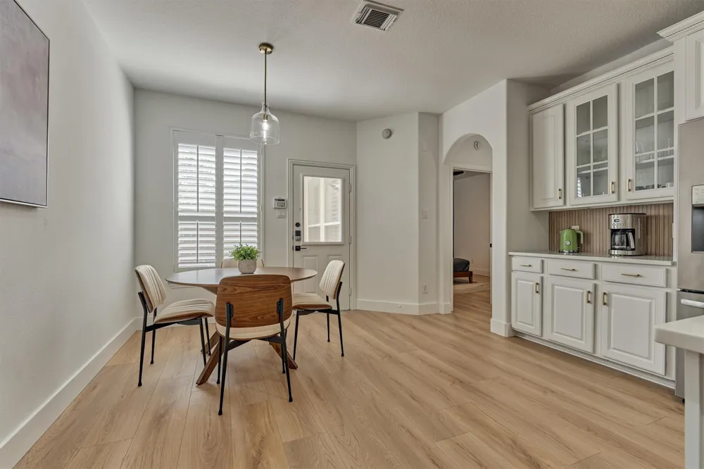 27 Medley Lane The Woodlands, TX 77382