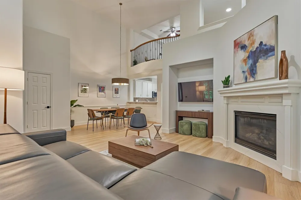 27 Medley Lane The Woodlands, TX 77382
