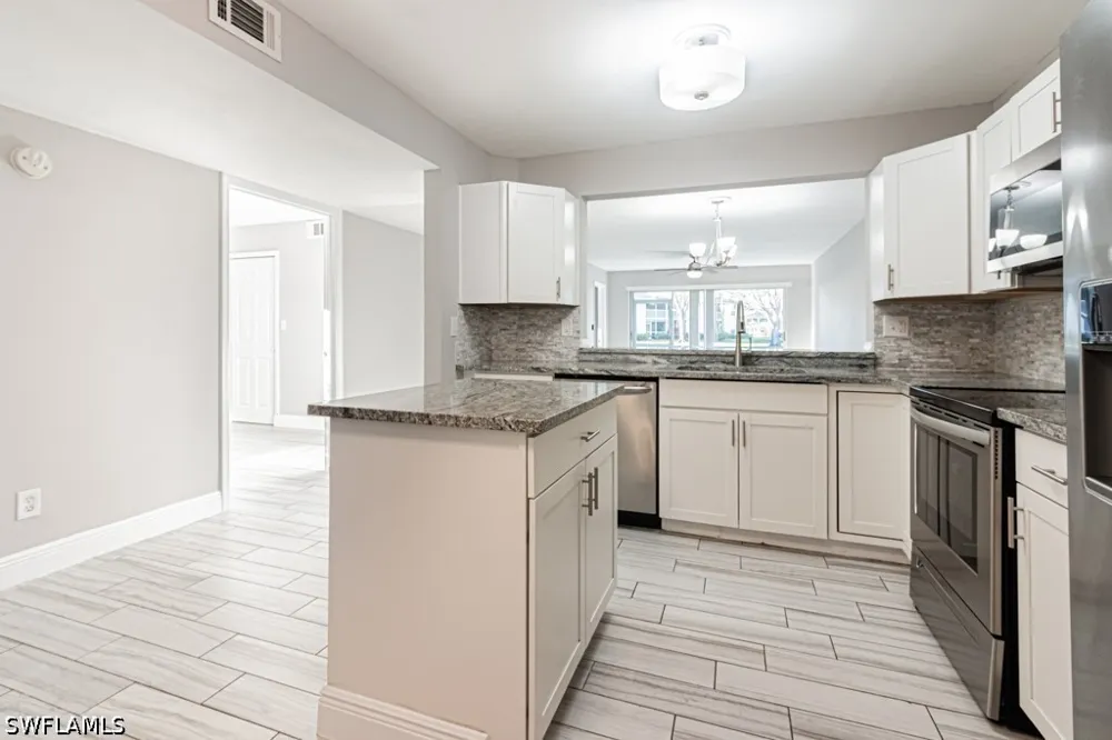 Churchill Circle #O101 Naples, FL 34116