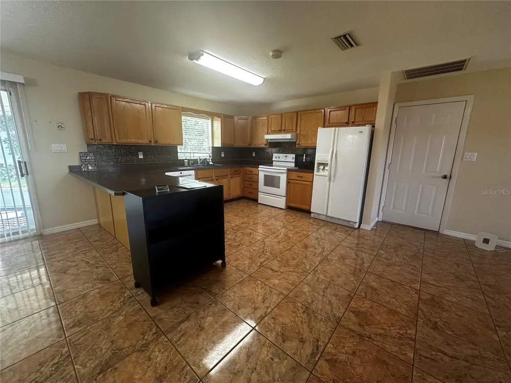 5005 GRAND CONCOURSE Sebring, FL 33875