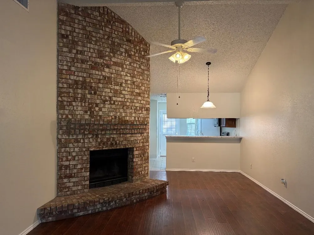 2909 Kathleen Lane Euless, TX 76039
