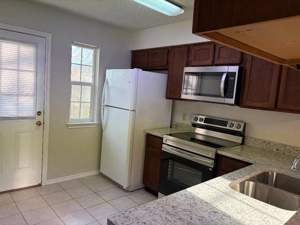 2909 Kathleen Lane Euless, TX 76039