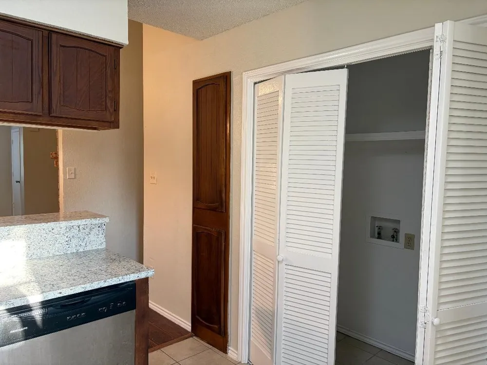 2909 Kathleen Lane Euless, TX 76039