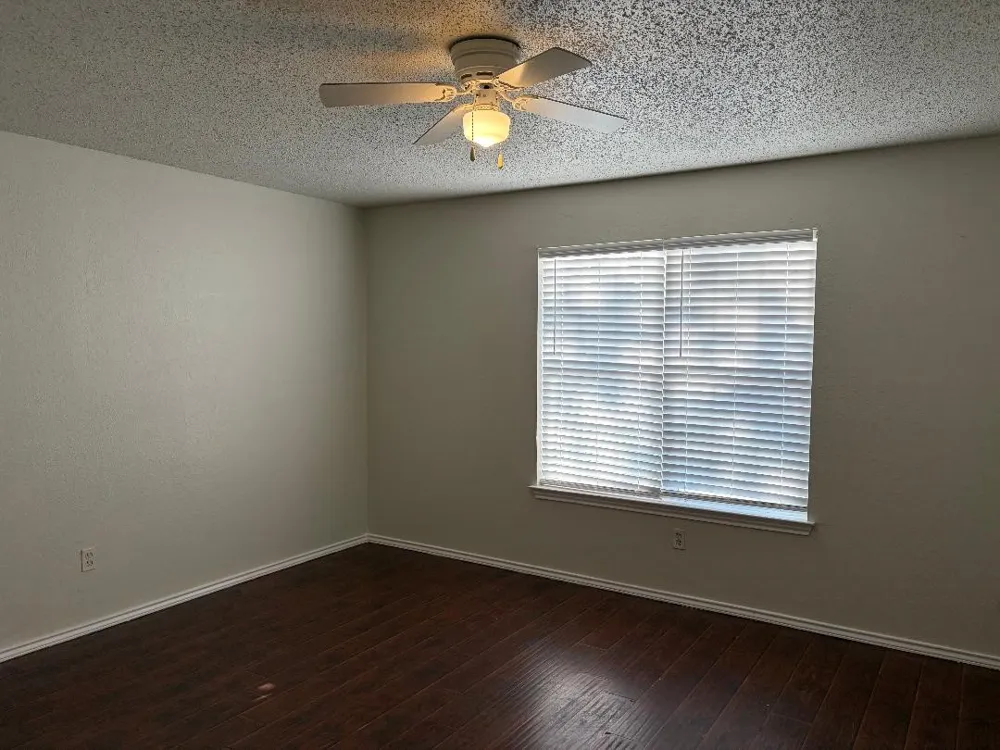 2909 Kathleen Lane Euless, TX 76039