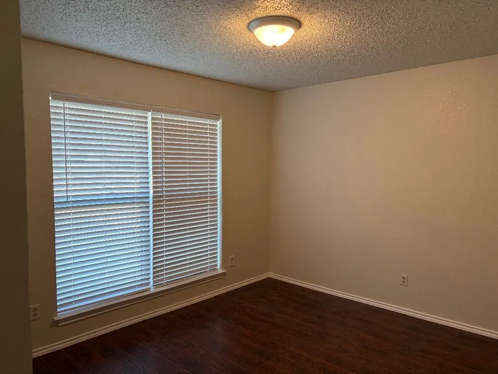 2909 Kathleen Lane Euless, TX 76039