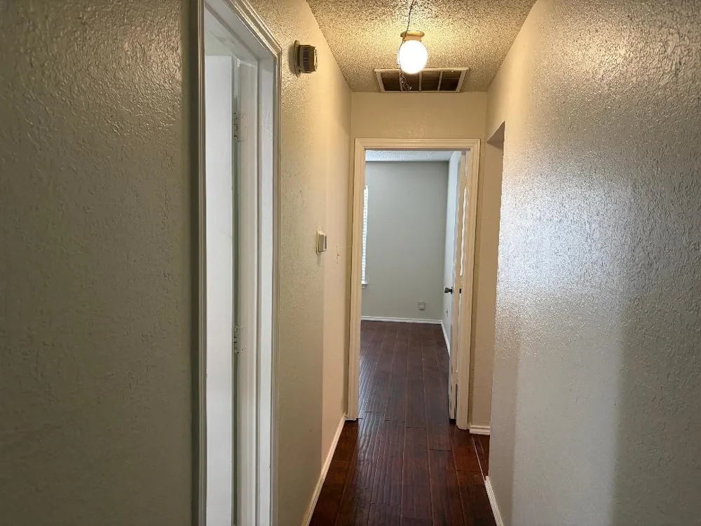 2909 Kathleen Lane Euless, TX 76039