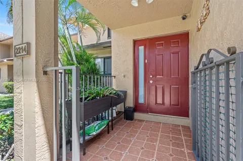 2214 NW 39th Ave