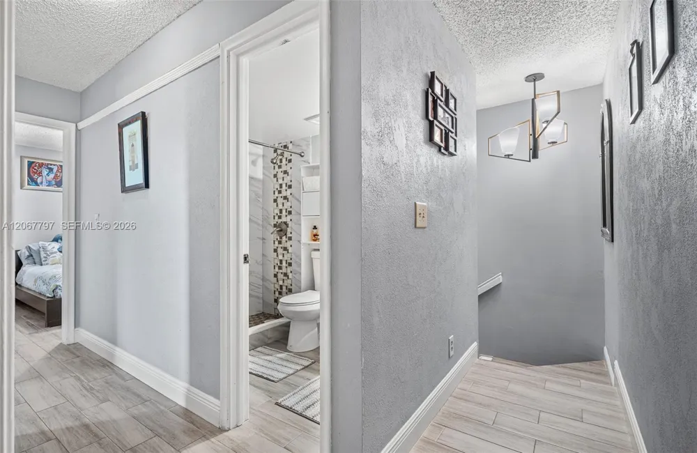2214 NW 39th Ave Coconut Creek, FL 33066