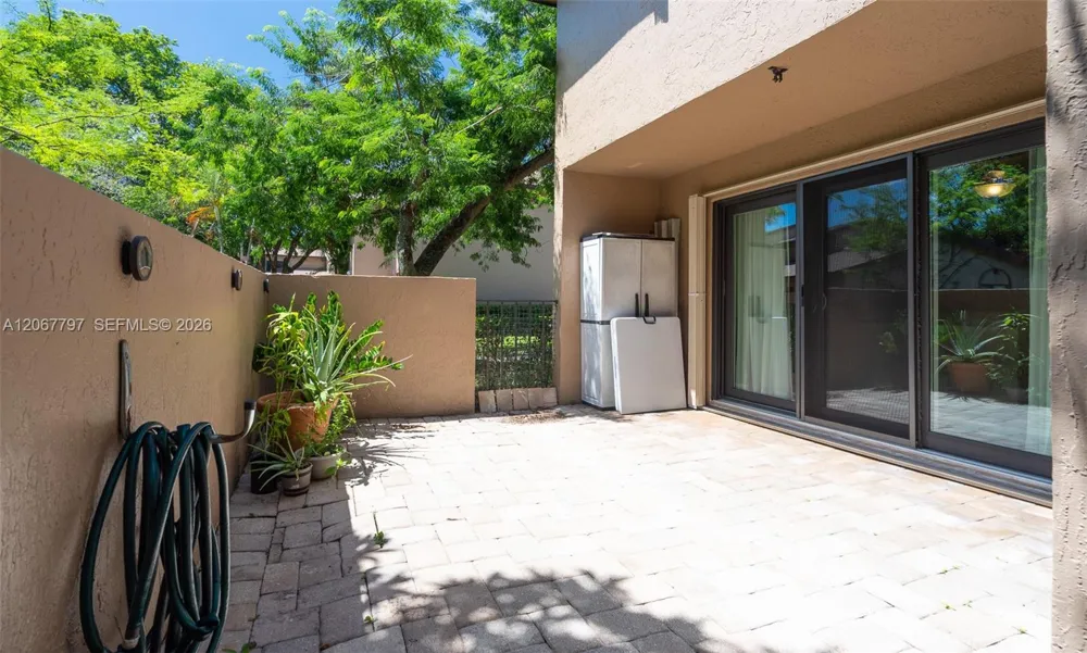2214 NW 39th Ave Coconut Creek, FL 33066