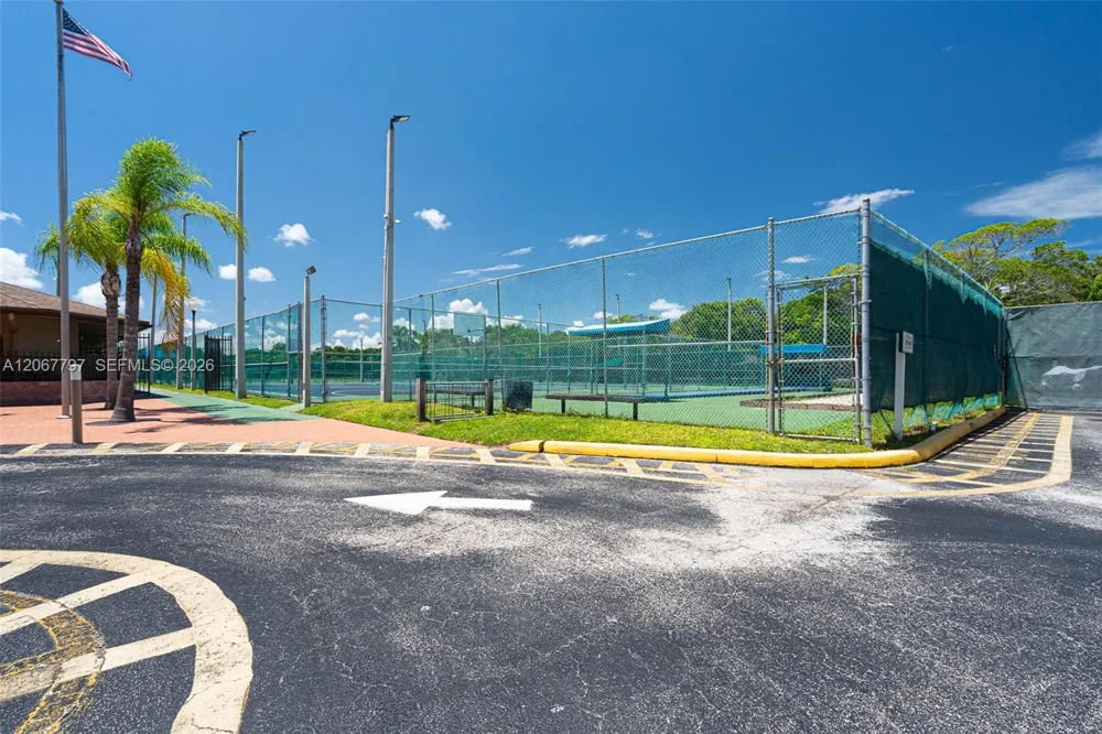 2214 NW 39th Ave Coconut Creek, FL 33066