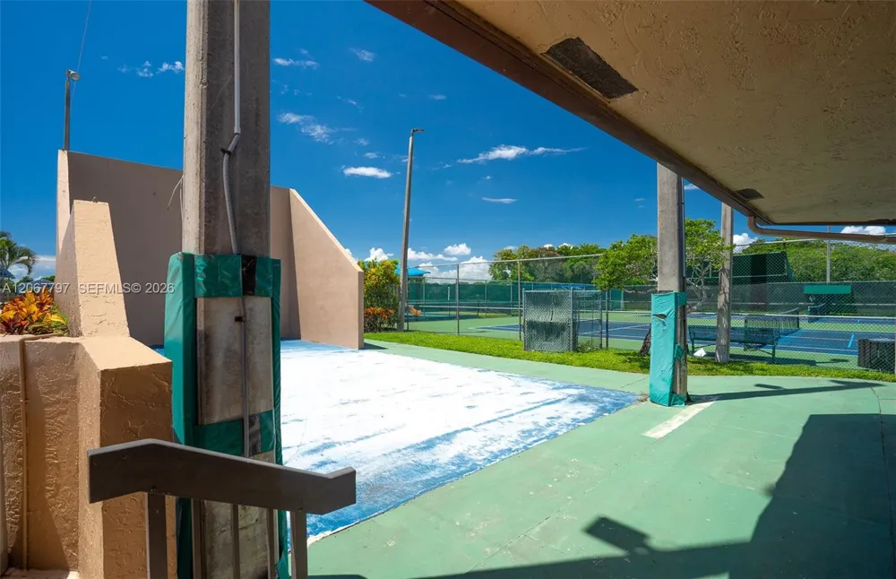 2214 NW 39th Ave Coconut Creek, FL 33066