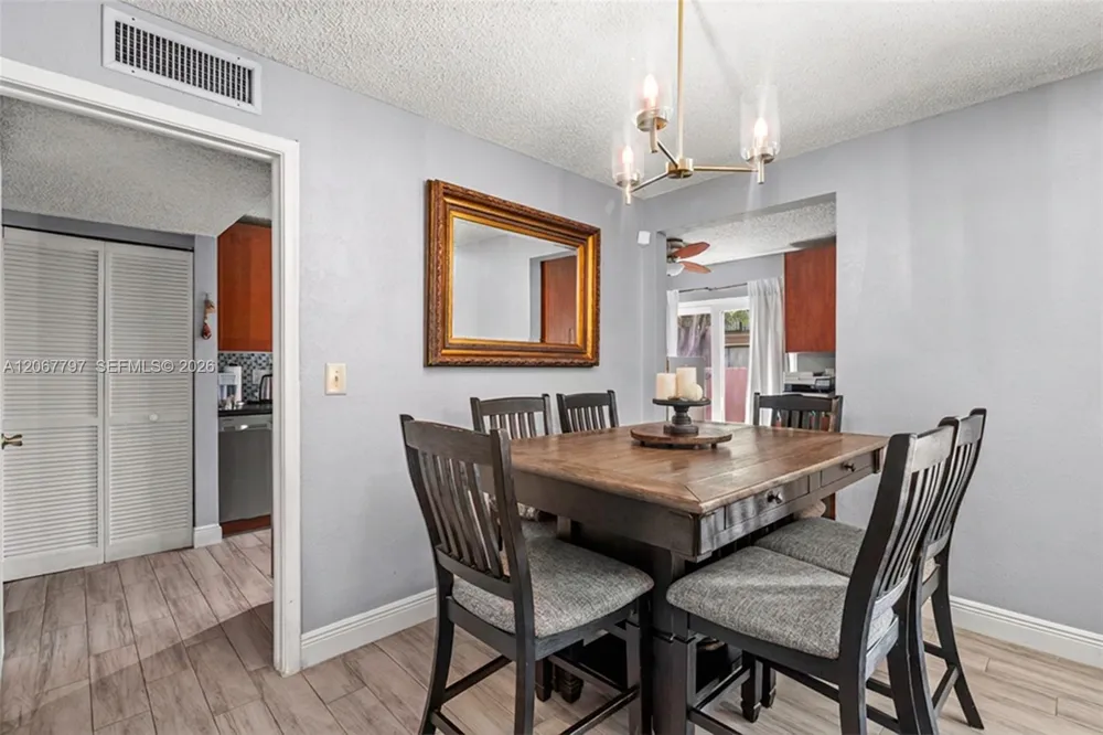 2214 NW 39th Ave Coconut Creek, FL 33066
