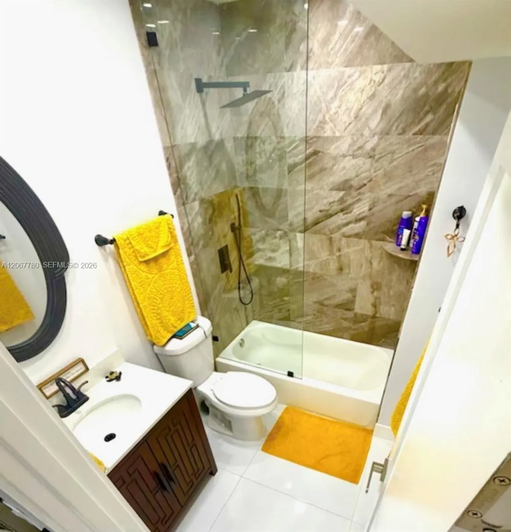 1500 S Ocean Dr #1E Hollywood, FL 33019