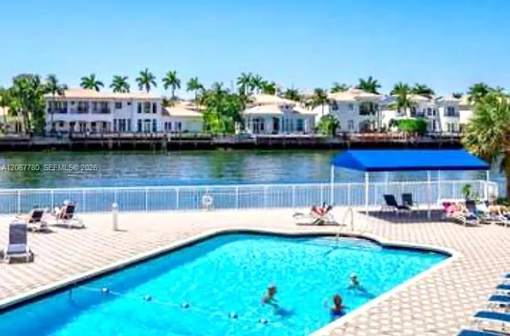 1500 S Ocean Dr #1E Hollywood, FL 33019