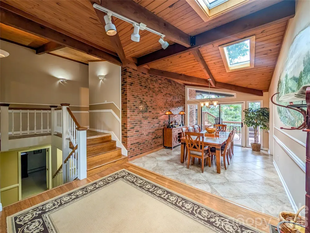 520 Washburn Road Spruce Pine, NC 28777