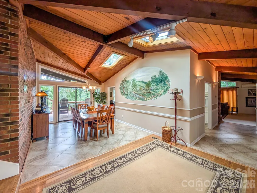 520 Washburn Road Spruce Pine, NC 28777
