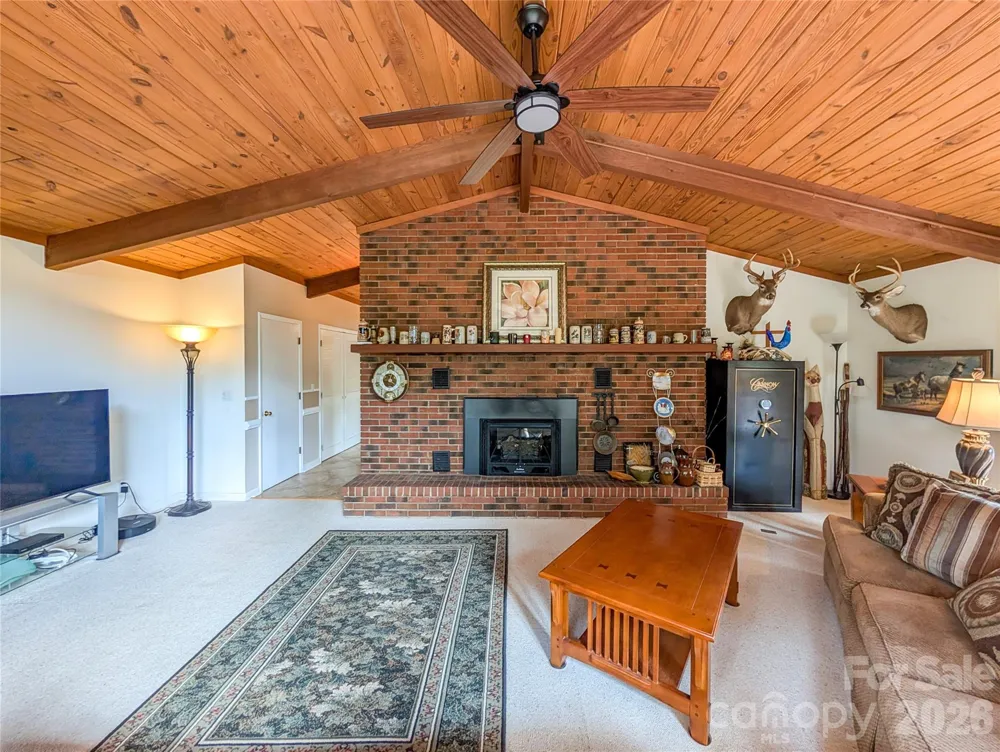 520 Washburn Road Spruce Pine, NC 28777