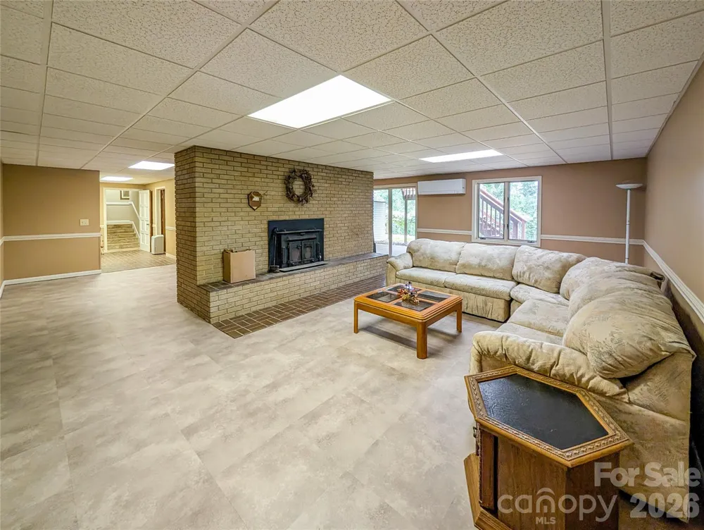 520 Washburn Road Spruce Pine, NC 28777