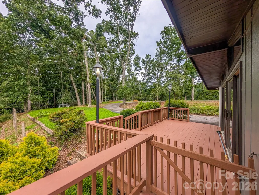 520 Washburn Road Spruce Pine, NC 28777