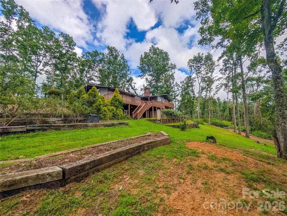 520 Washburn Road Spruce Pine, NC 28777