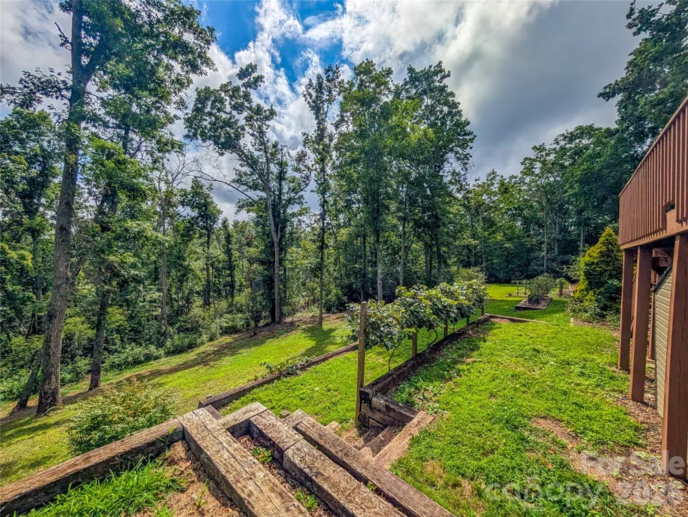 520 Washburn Road Spruce Pine, NC 28777