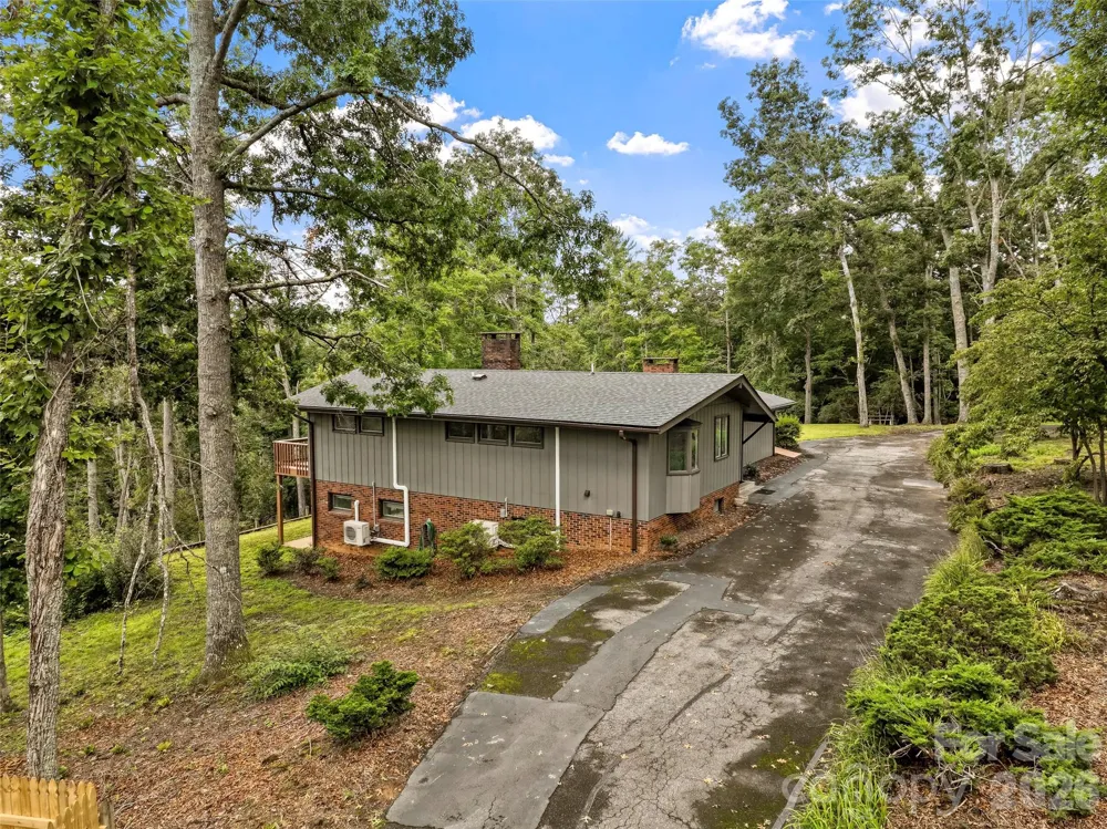 520 Washburn Road Spruce Pine, NC 28777