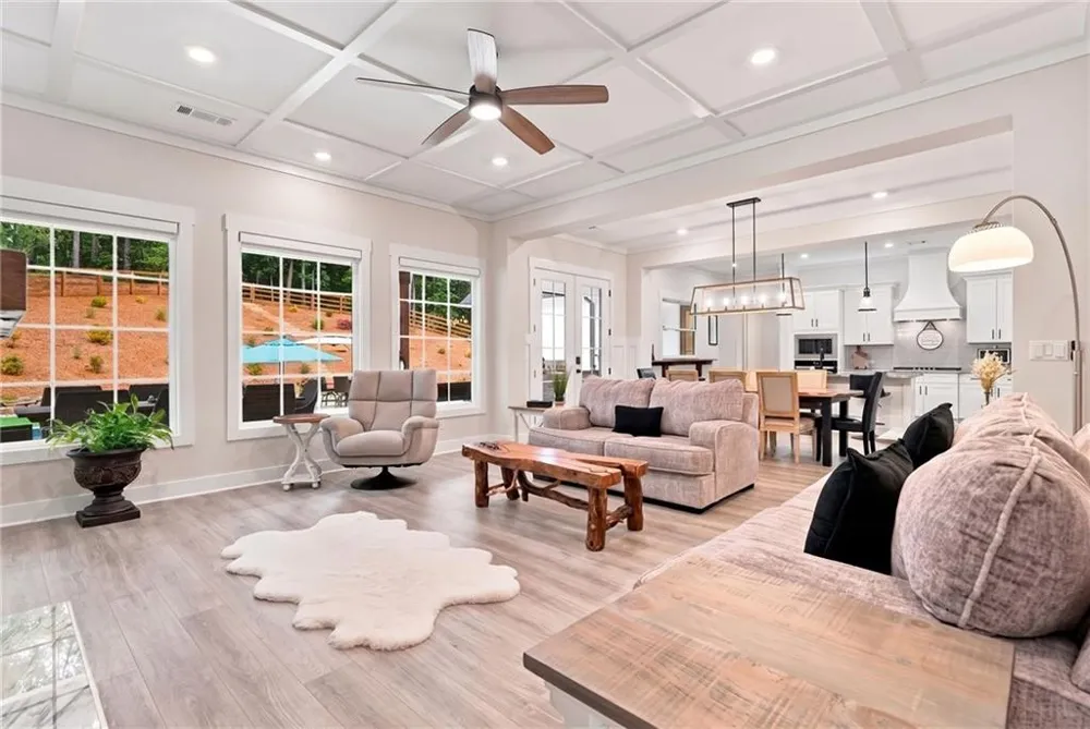 145 London Road Ball Ground, GA 30107