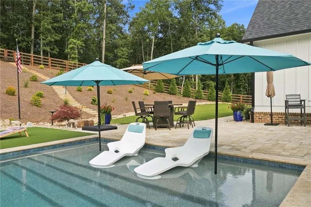 145 London Road Ball Ground, GA 30107