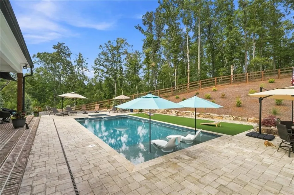 145 London Road Ball Ground, GA 30107