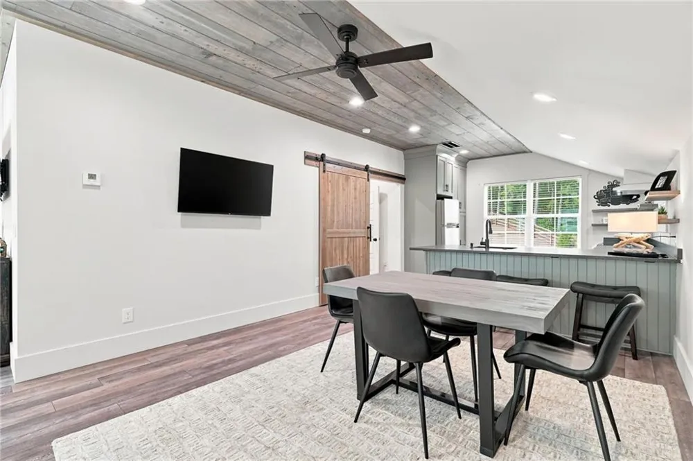 145 London Road Ball Ground, GA 30107